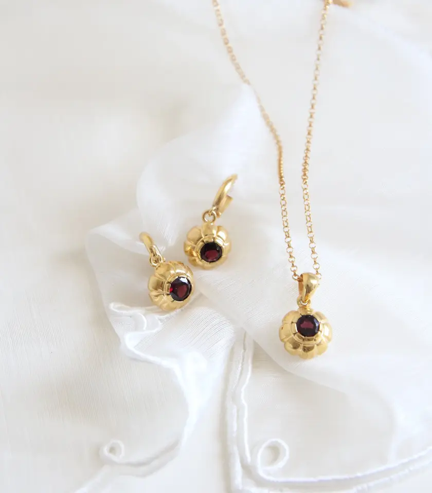 Garnet (Ruby) Taşlı Gümüş Set