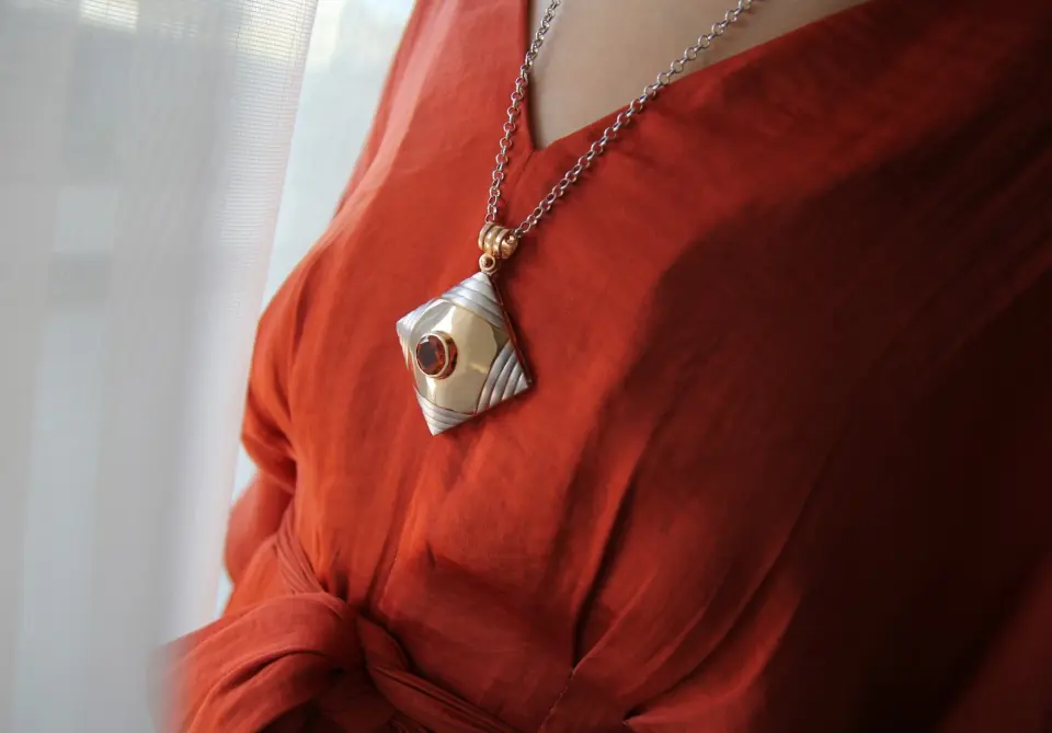 Ateş Opal  Gümüş Kolye