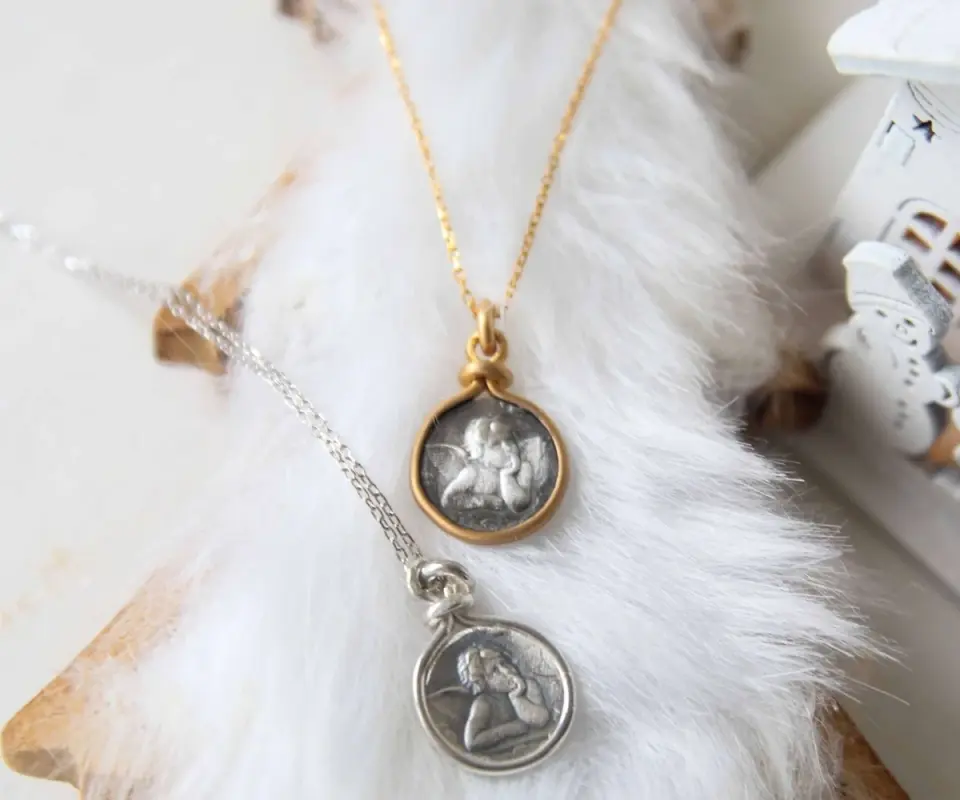 Gümüş Melek Kolye